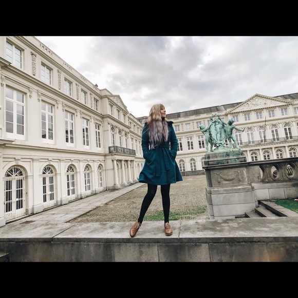 Meet your Posher, Meg - Picture 3 of 5